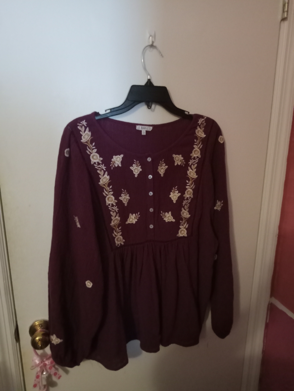 Women's Floral Embroidered Balloon Sleeve Peasant Blouse